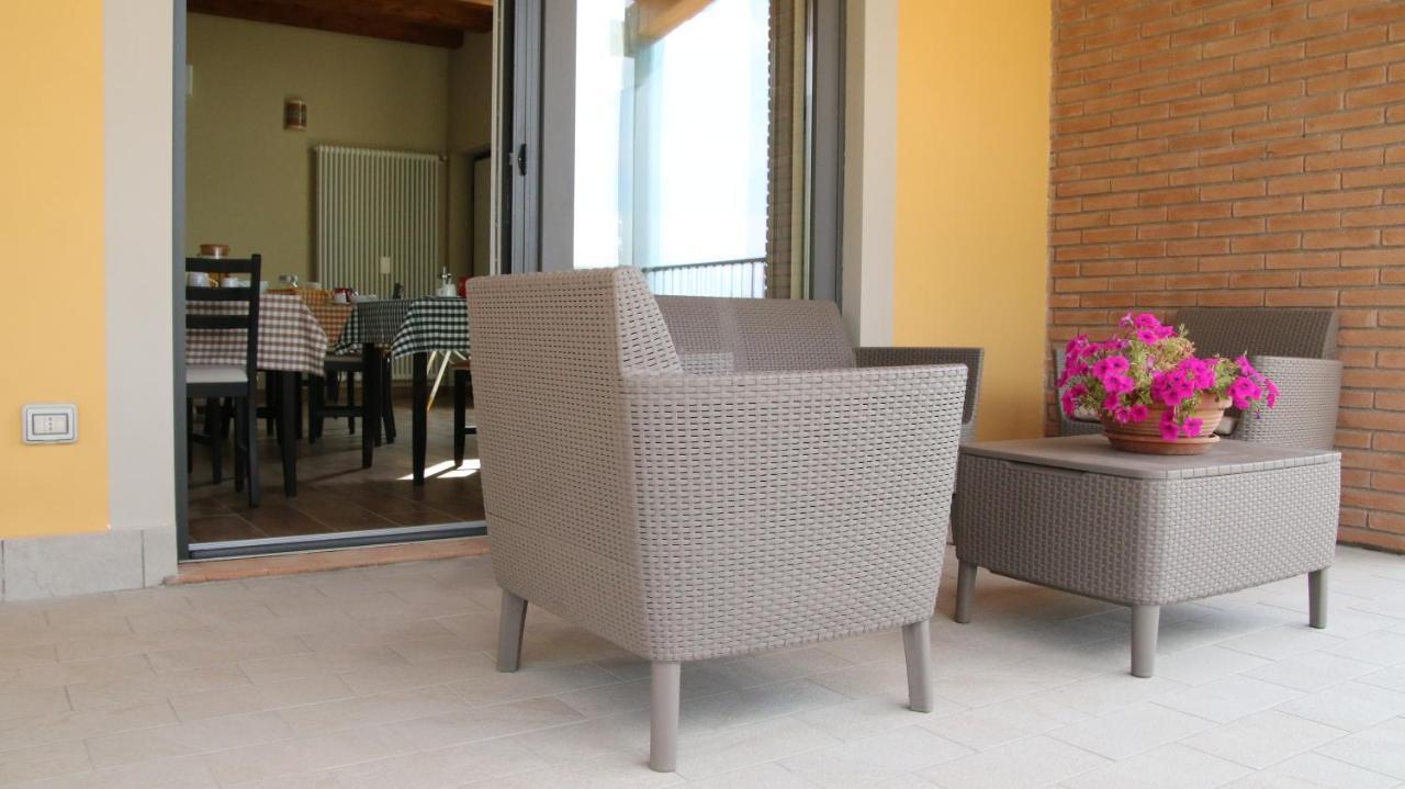 Bed and Breakfast Al Ginepro Montecchio  Exterior foto