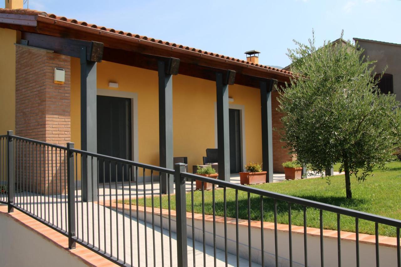 Bed and Breakfast Al Ginepro Montecchio  Exterior foto